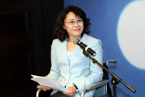 名人挫折的简短小故事50字(关于挫折的名人素材库整合)-流云流梦