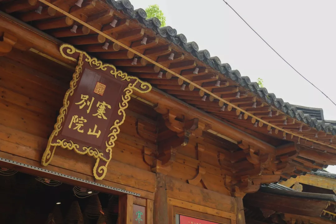 关于名胜古迹的诗句(关于名胜古迹的英语句子)-流云流梦