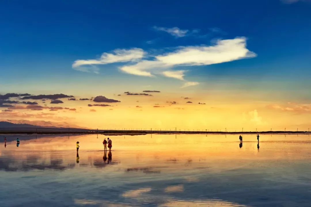 形容友情的诗句有哪些(描写友谊的唯美诗句分享)