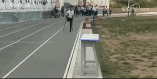 作文素材名人励志事例简短（励志名人故事素材积累）